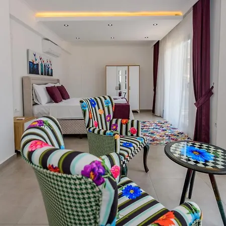 La Vida - 4 Bedroom In Hisaroenue Oeluedeniz Villa