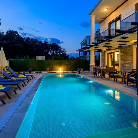 Villa La Vida - 4 Bedroom In Hisaroenue Oeluedeniz Ovacık